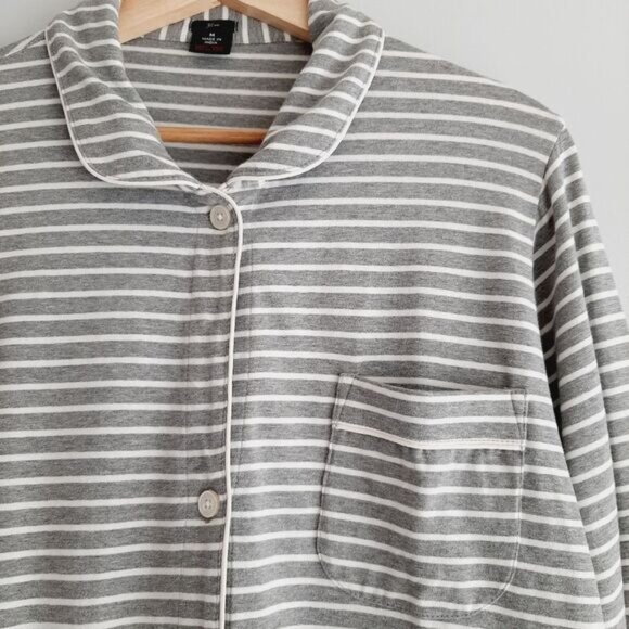 J. CREW | Button Down Long Sleeve Pajama Top Grey & White Stripe Sleepwear Sz M - Picture 4 of 12